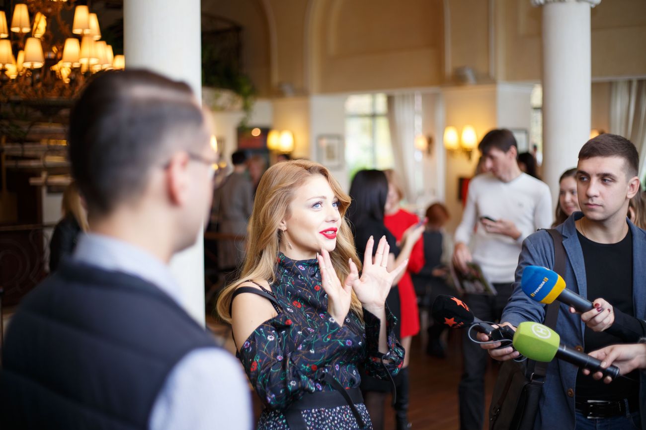 Тина Кароль на презентации нового номера Viva!