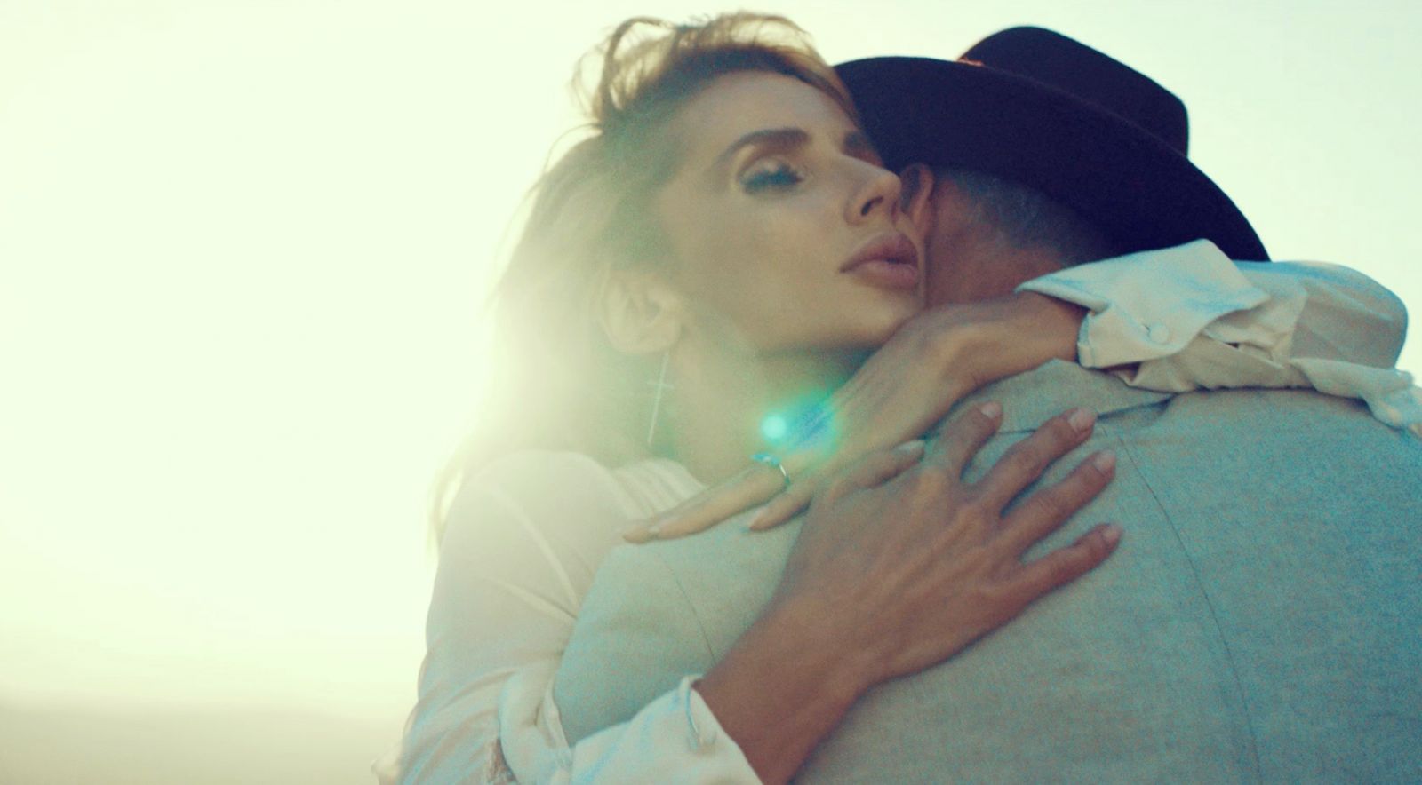 Loboda показала сногсшибательную фигуру в купальнике