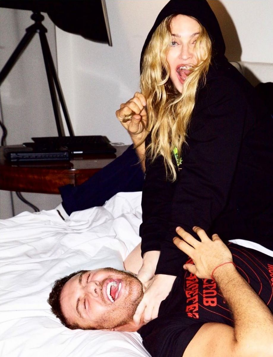 Мадонна снялась в необычной фотосессии для Love Magazine