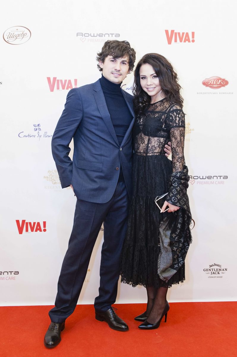 Total black: звезды, которые выбрали черные наряды для Viva! Бала