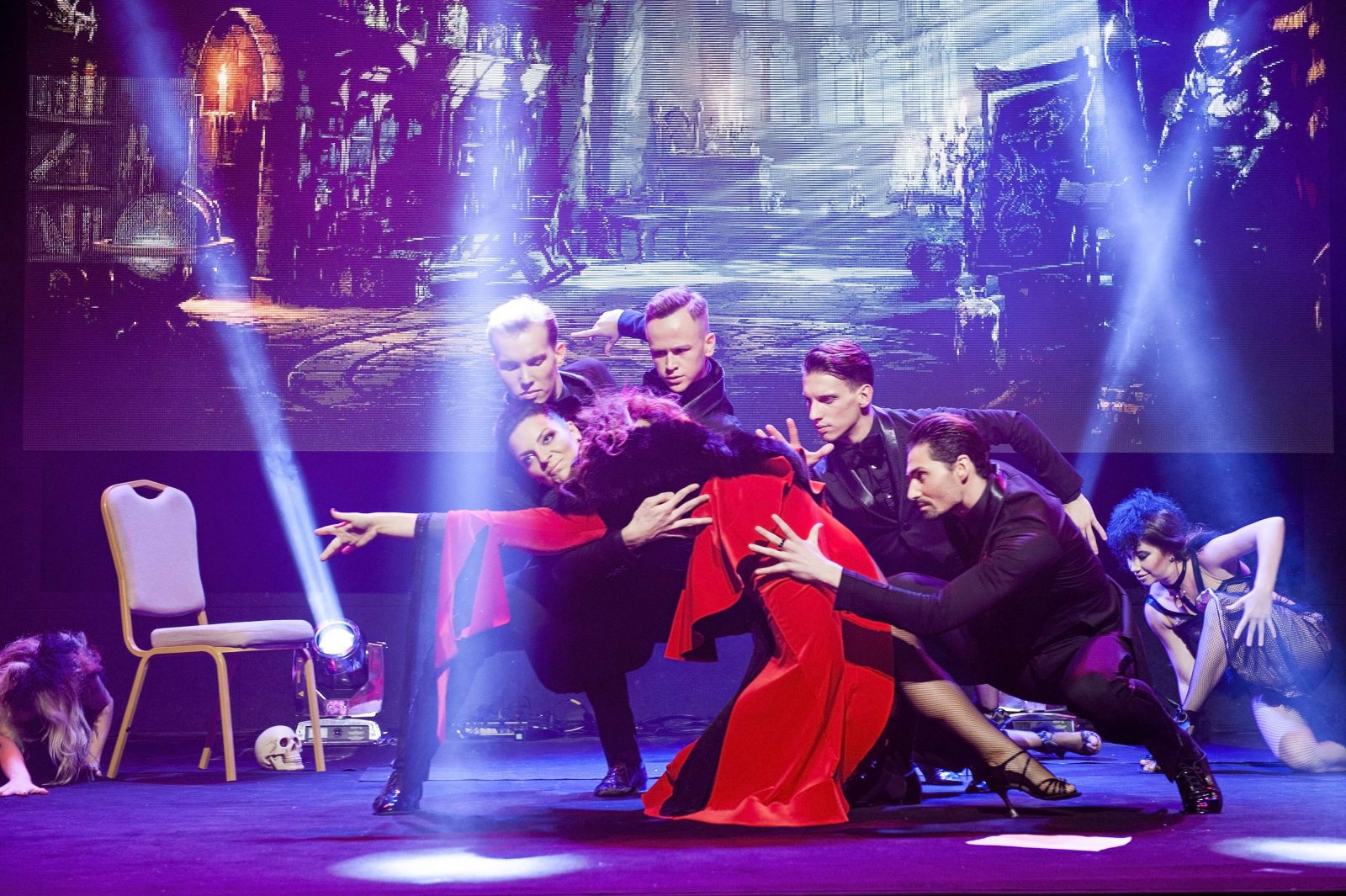 Сколько страсти! Похудевшая Наталья Холоденко станцевала невероятное танго на балу Viva!