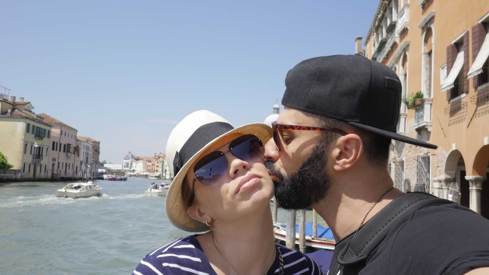 Андрей Kishe и его жена отметили 20-летие свадьбы