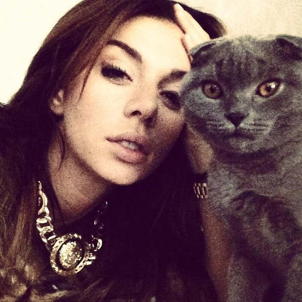 Анна Седокова и ее новый любимый кот Риччи 2013