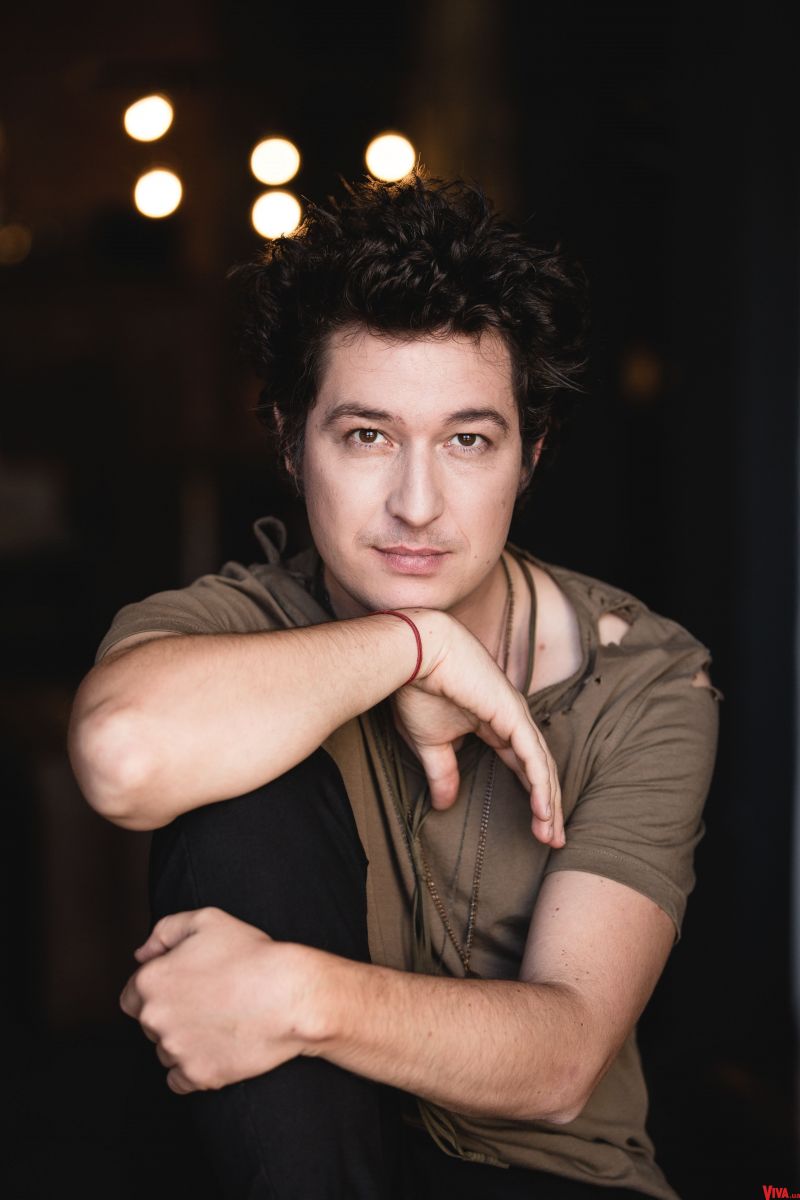 Дмитрий Шуров в фотосессии Viva!