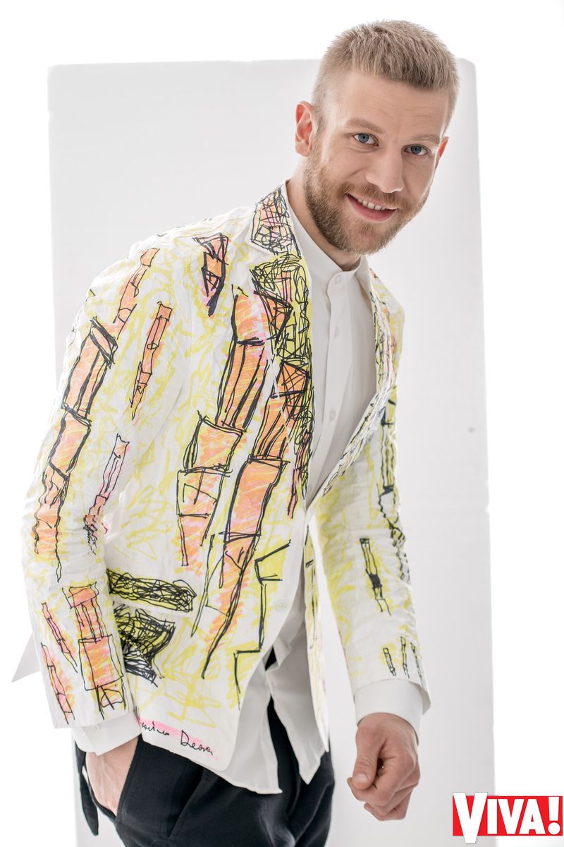 Иван Дорн в фотосессии для Viva!