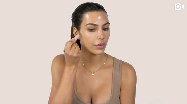 Похудевшая Ким Кардашьян презентовала свою линию косметики