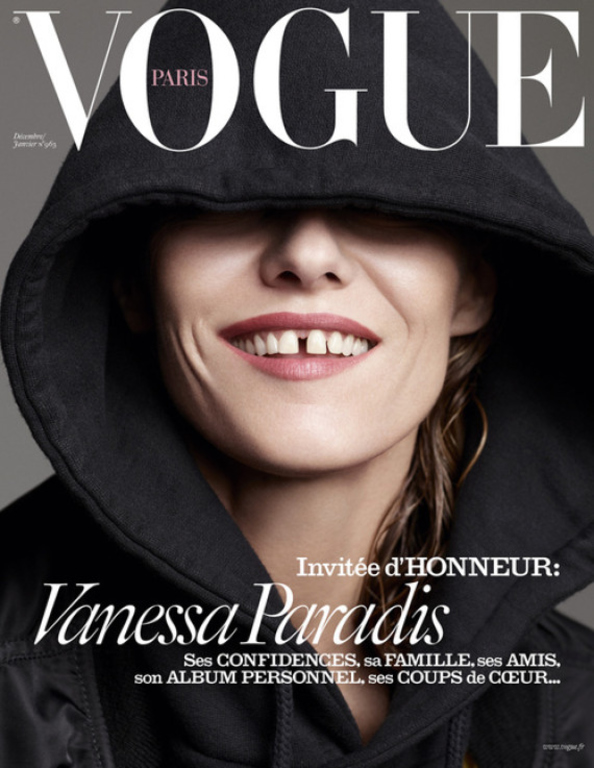 Голая и счастливая: Ванесса Паради блистает на обложках Vogue
