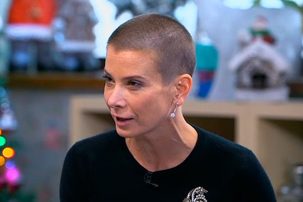 Юлия Высоцкая жалеет о стрижке: "Я жду не дождусь, когда волосы вновь отрастут!"