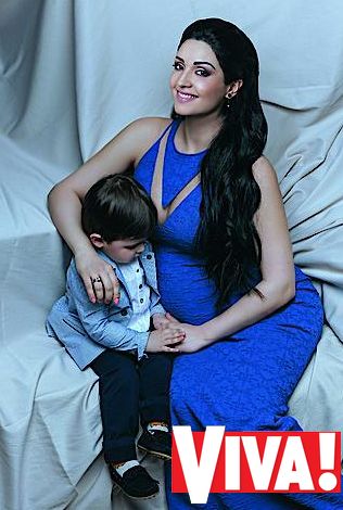 Беременная Ангелина Завальская снялась в семейной фотоссессии накануне родов