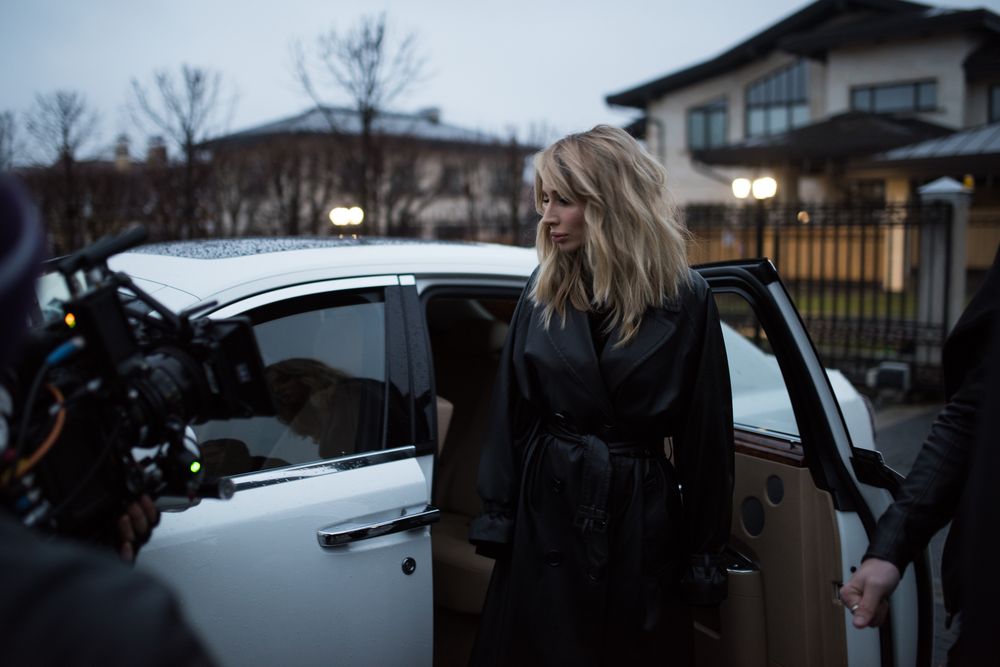 Loboda разбила эксклюзивный автомобиль Rolls-Royce