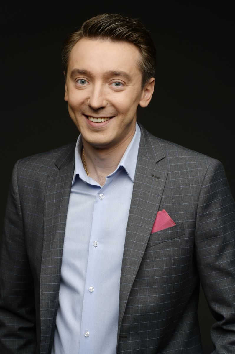 Monatik, Лилия Ребрик, Дмитрий Комаров и многие другие украинские звезды поздравляют читателей Viva.ua с Новым годом-2018!