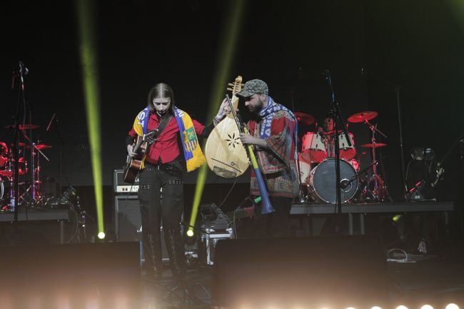 Украинские артисты собрали 200 тысяч гривен на лечение раненых в зоне АТО