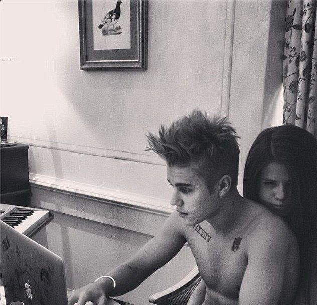 Любовный треугольник: Кендалл Дженнер ревнует Джастина Бибера к Селене Гомес