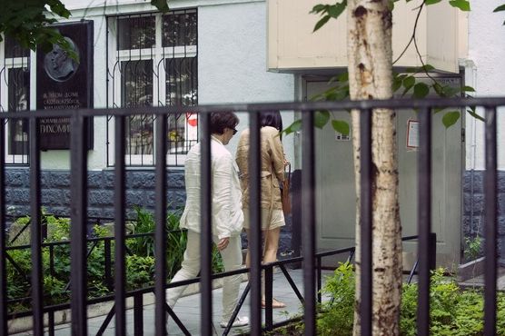 Сергея Безрукова сфотографировали с любовницей