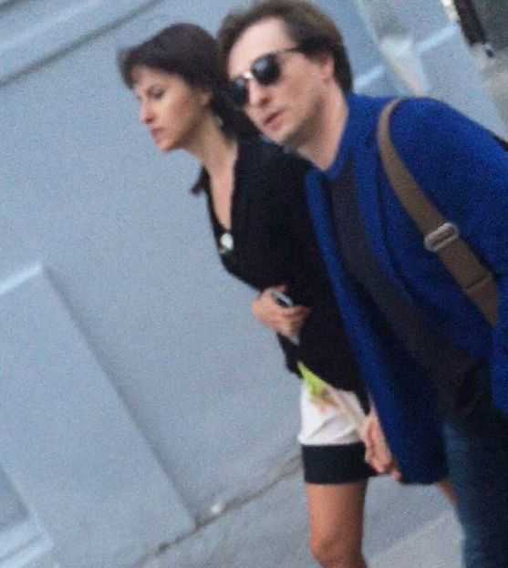 Сергея Безрукова сфотографировали с любовницей