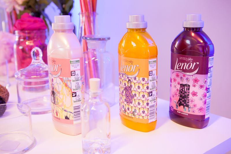 P&G Future Fabrics 2014