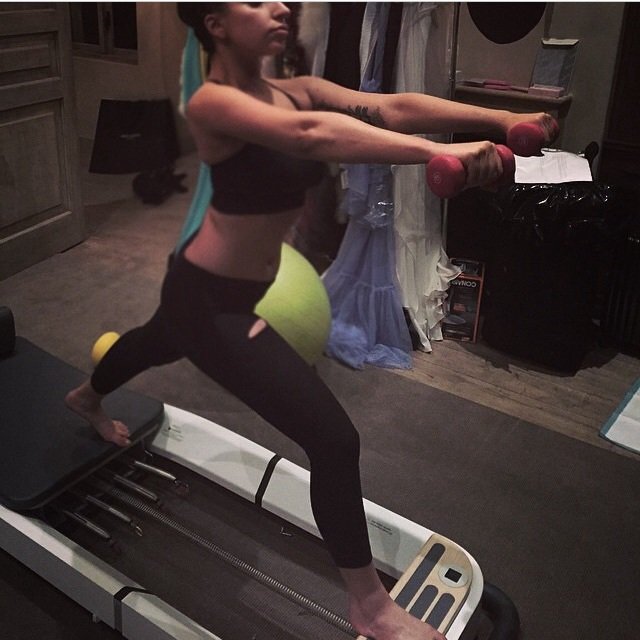 Леди Гага похудела