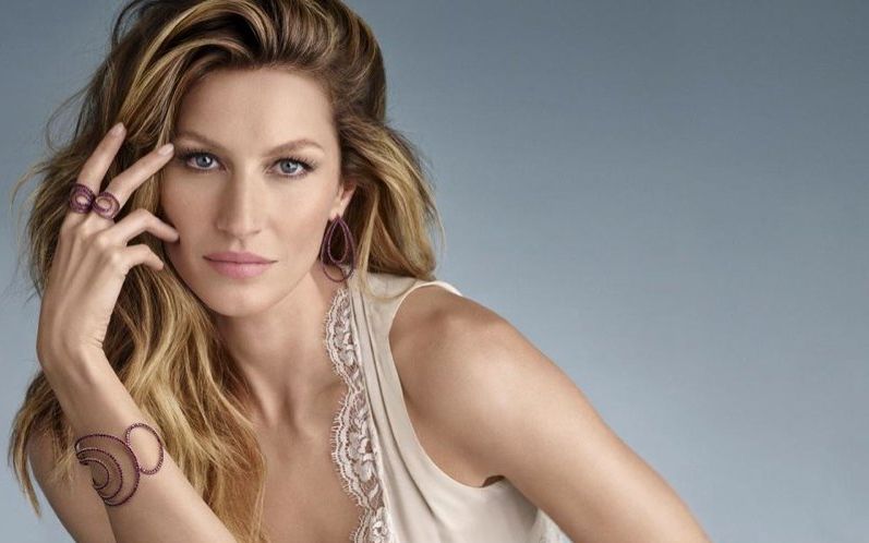 Жизель Бундхен признана самой высокооплачиваемой моделью в мире