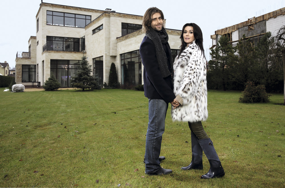 Звезды показали свои шикарные дома