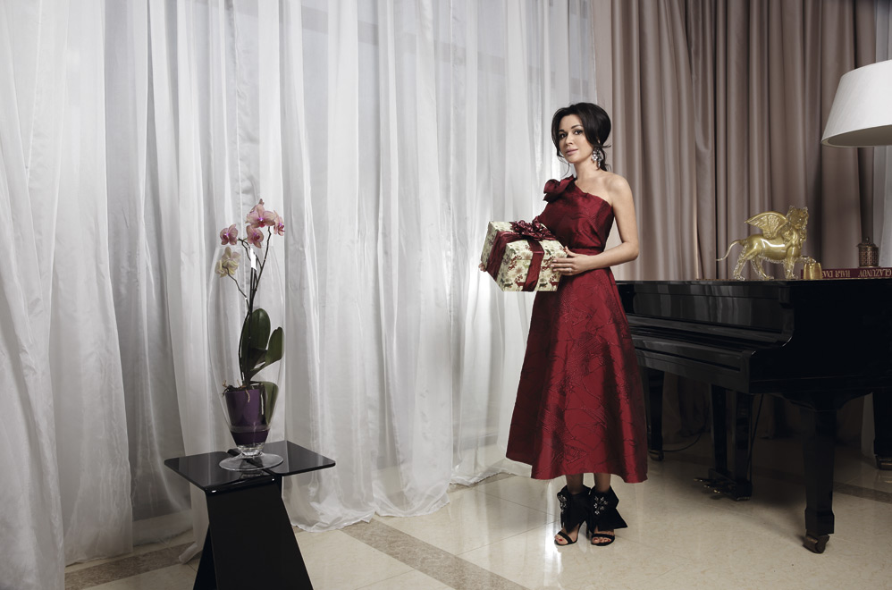 Звезды показали свои шикарные дома