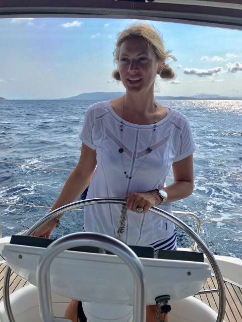 Татьяна Литвинова отдохнула с мужем и сыном в Греции