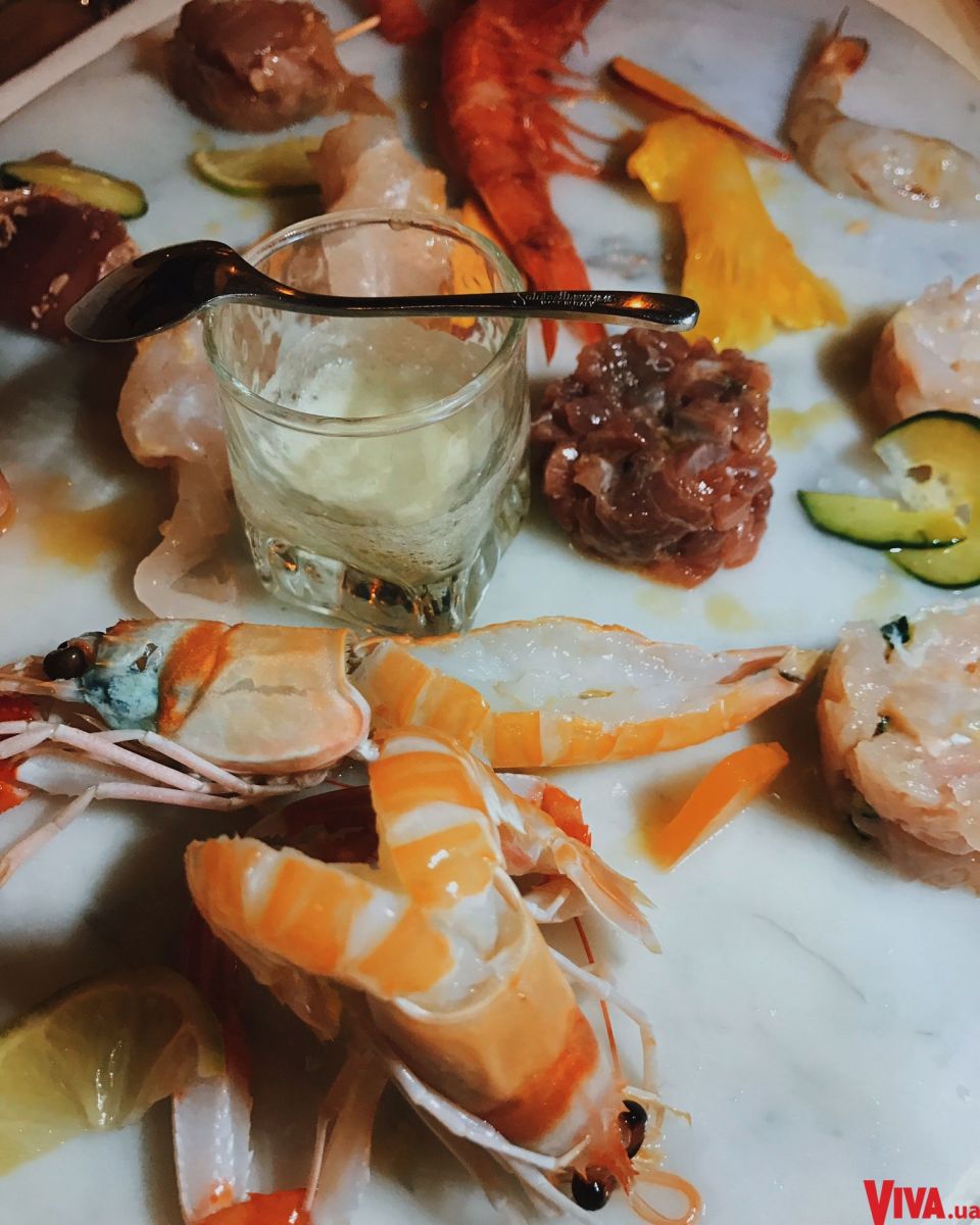 Николай Тищенко и его жена Алла Барановская на отдыхе