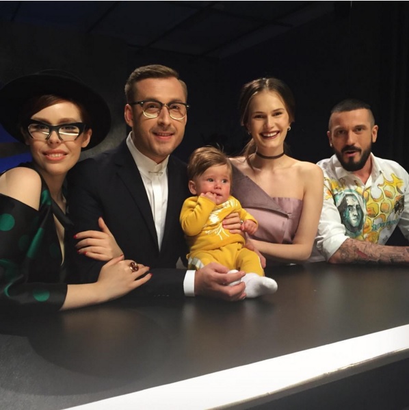 Украинская топ-модель Алла Костромичева показала своего подросшего сына