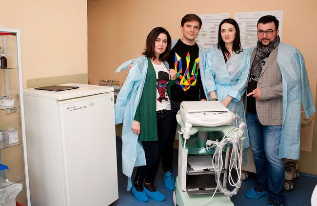 Ведущие 1+1 собрали 185 тыс. грн для больницы Охматдет и купили аппарат, который спасает жизни младенцев