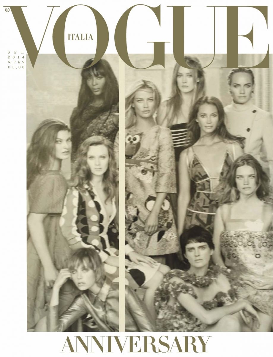 модели в фотосете для Vogue