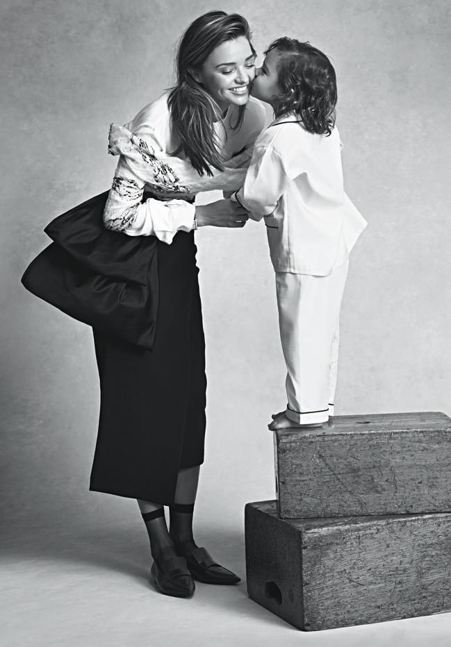 Миранда Керр снялась в гламурной фотосессии с сыном