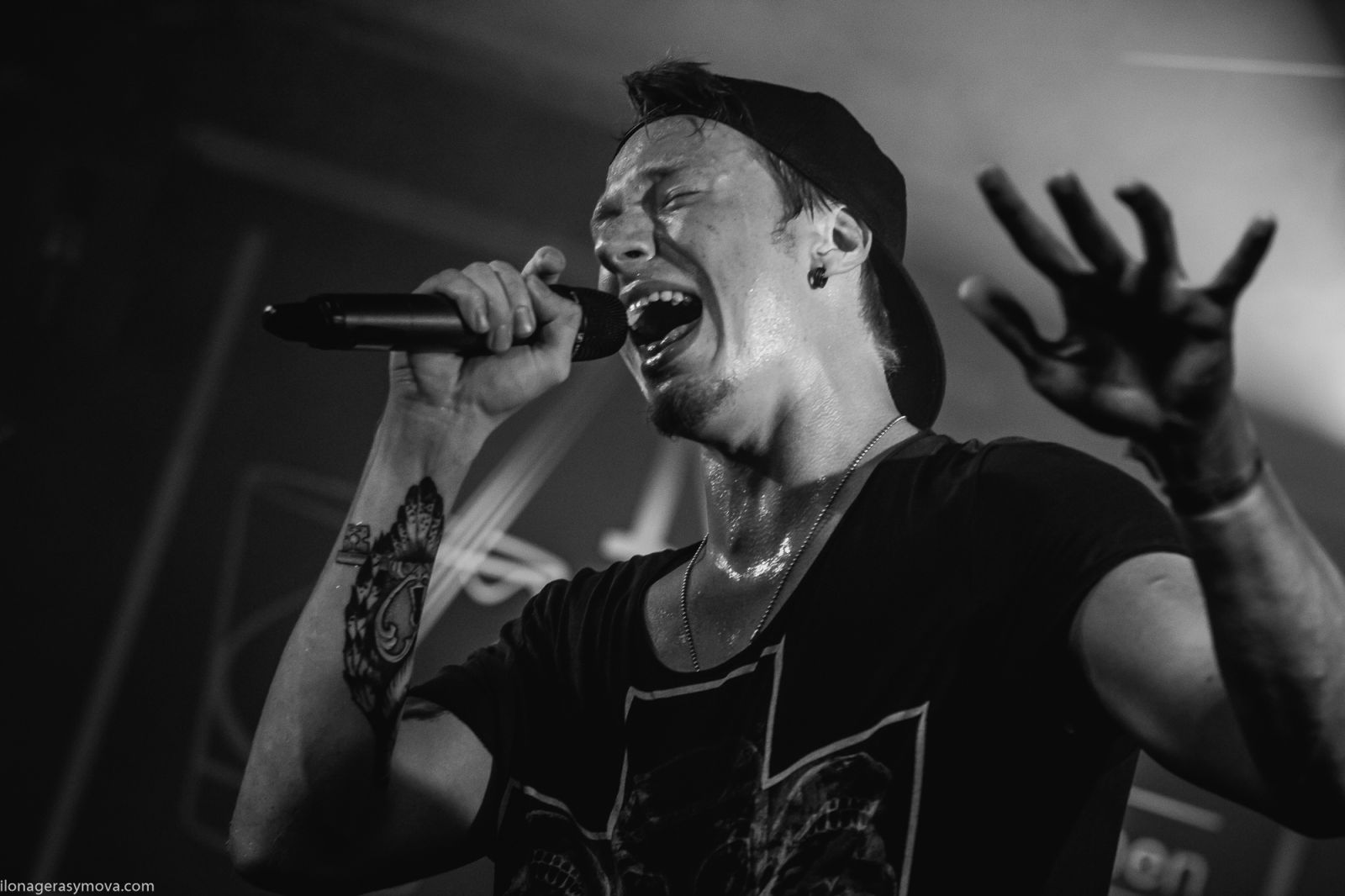 Рокер-внук Аллы Пугачевой снял видеоклип в стиле "Игры престолов"