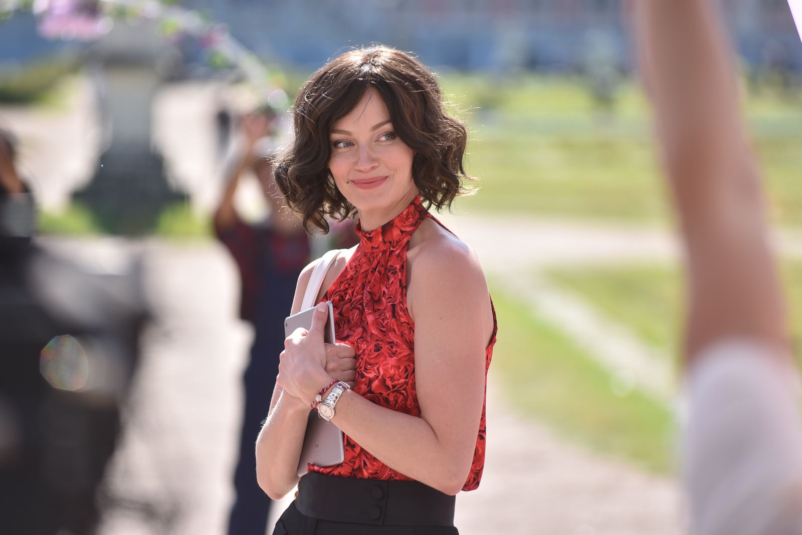 Светлана Ходченкова стала брюнеткой