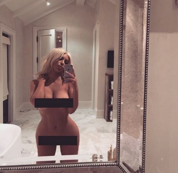 Звезда сериала "Секс в большом городе" раскритиковала Ким Кардашьян за откровенные фото