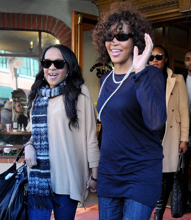 Врачи обнародовали причины смерти дочери Уитни Хьюстон