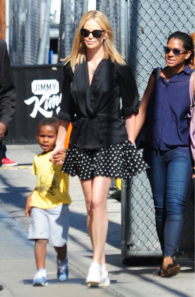 Шарлиз Терон заявила, что больше не хочет иметь детей