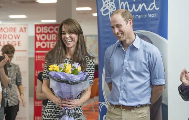Встреча со студентами: Кейт Миддлтон и принц Уильям посетили Колледж Харроу