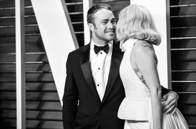 Инсайдеры: Леди Гага хочет вернуться к Тэйлору Кинни