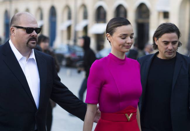 В особняк Миранды Керр проникли неизвестные и ранили охранника - СМИ