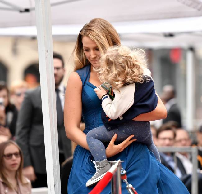 Свершилось: Райан Рейнольдс и Блейк Лайвли рассекретили имя младшей дочери