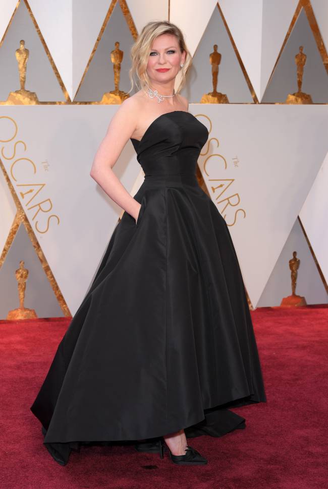 Здесь правит роскошь: самые красивые платья церемонии &quot;Оскар-2017&quot;