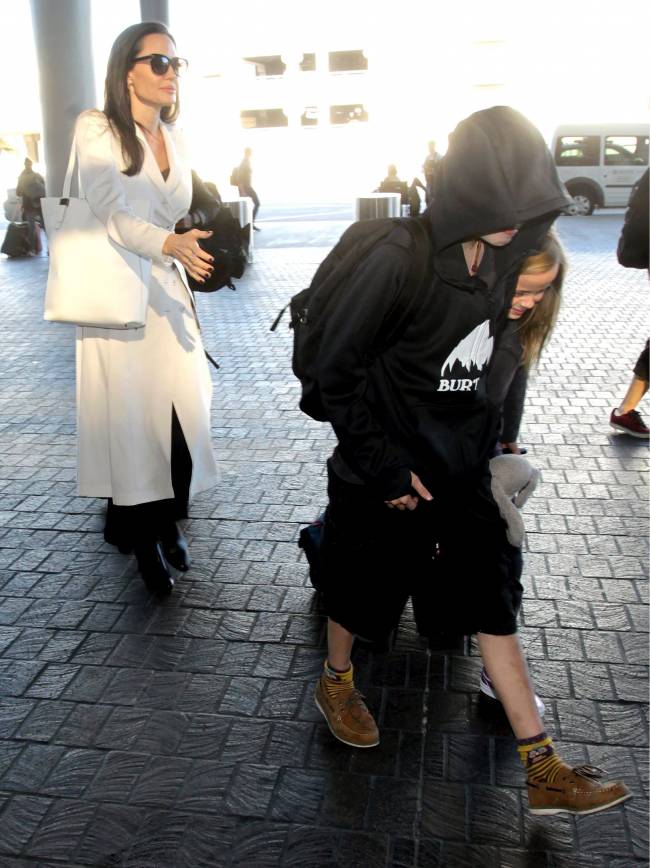 Дождались: Анджелина Джоли и Брэд Питт наконец начали общаться