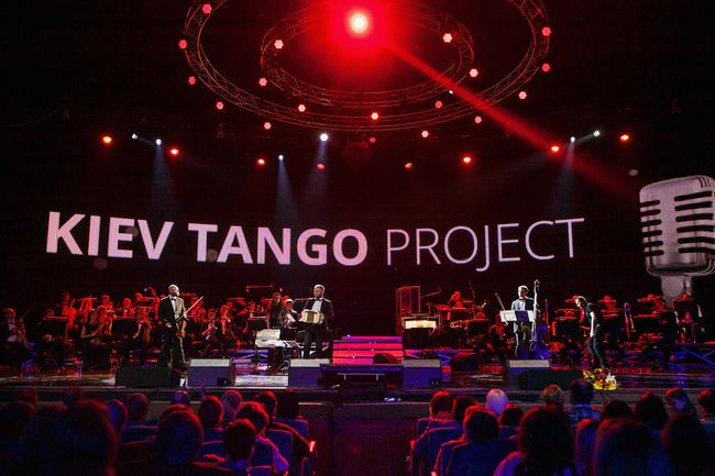 Виртуоз-оркестр KIEV-TANGO-PROJECT исполнил Стинга на концерте Владимира Ткаченко