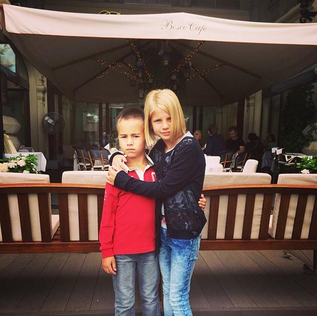 СМИ: Экс-солистка t.A.T.u. Юлия Волкова вышла замуж за &ldquo;вора в законе&rdquo;