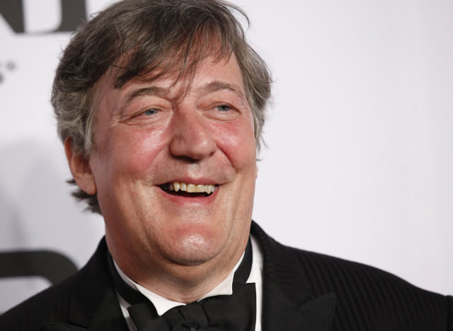 Стивен Фрай готовится к свадьбе с мужчиной