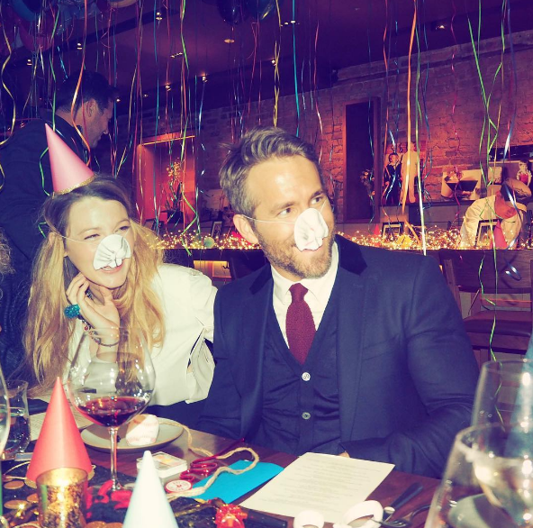 Райан Рейнольдс вместе с Блейк Лайвли отметил день рождения