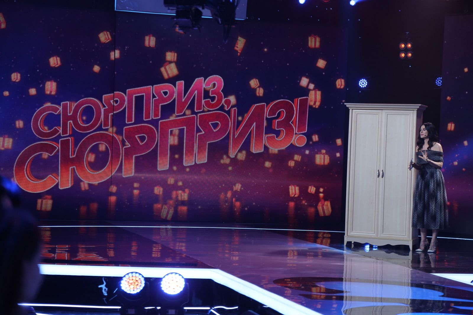 Сапоги от Аниты Луценко, платье от Надежды Матвеевой: звезды рассказали о своих счастливых вещах