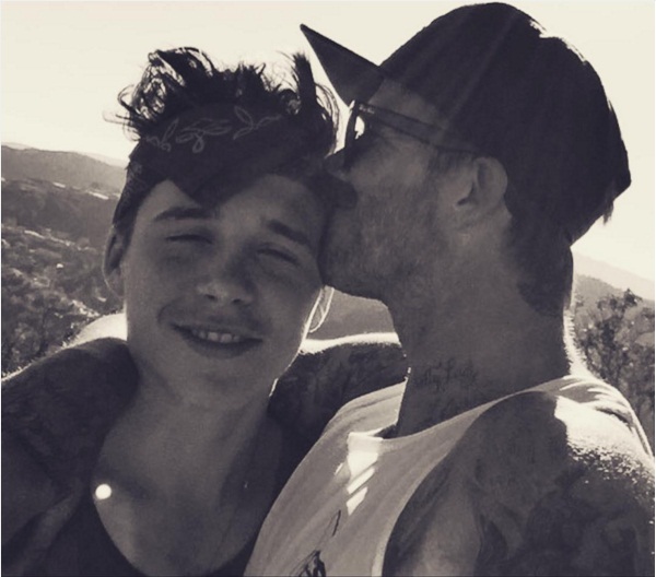 Дэвид Бекхэм поделился трогательным фото с сыновьями и дочерью