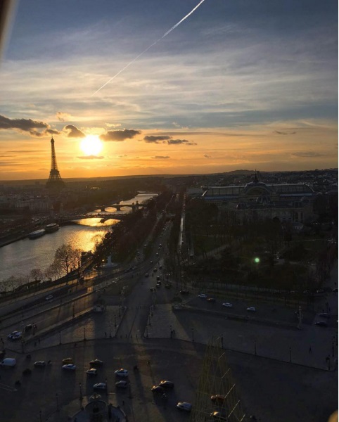 Романтический уикенд: Брэдли Купер и Ирина Шейк гуляют по Парижу