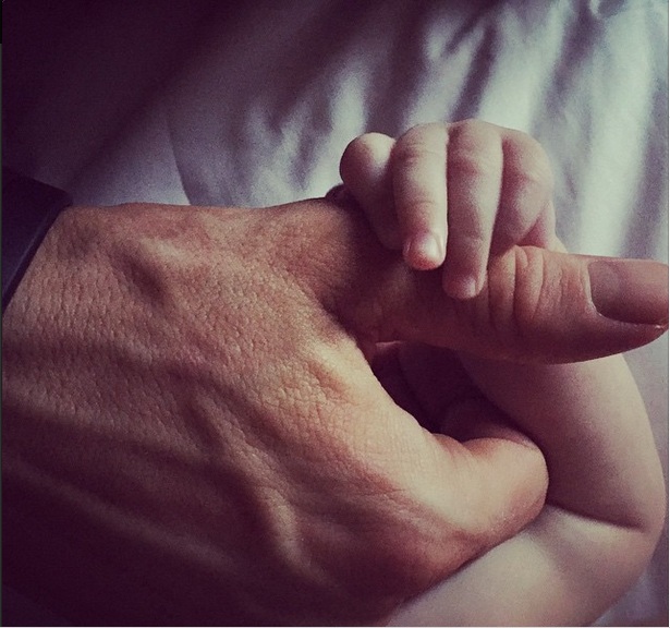 Звездное откровение: Райан Рейнольдс рассказал о друге, который пытался нажиться на фотографиях его дочери