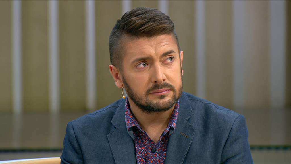 Телеведущий Алексей Суханов расплакался на съемках